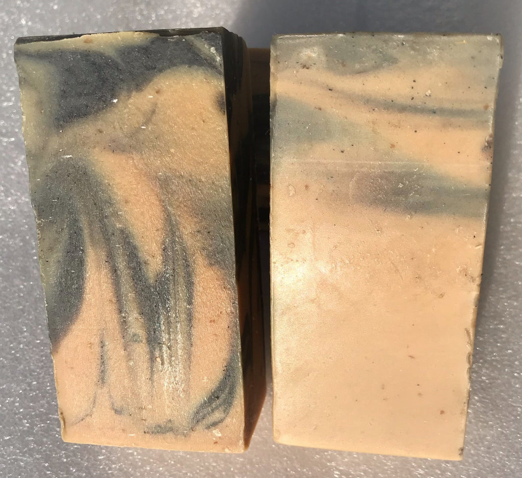 Black Pepper + Sandalwood + Activated Charcoal