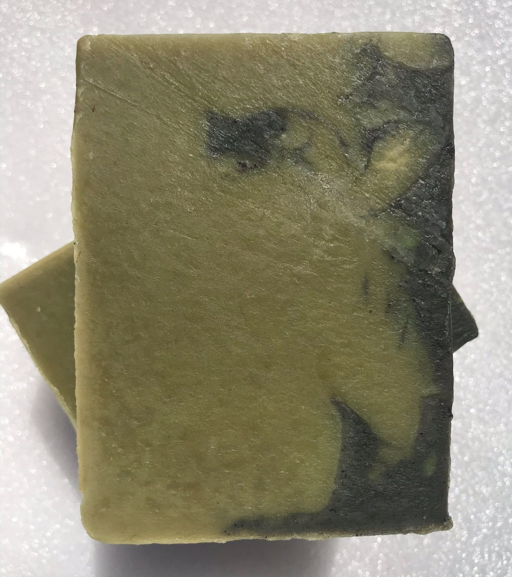 Cannabis Leaf & Patchouli
